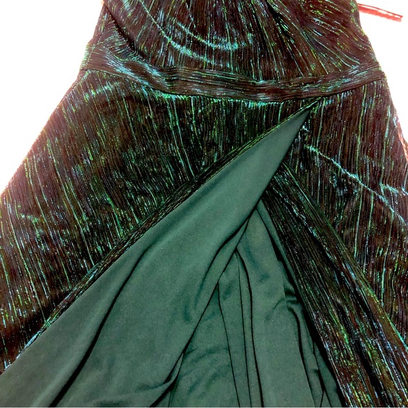 NWT Betsy & Adam Metallic Halter Gown 16W - Picture 12 of 13